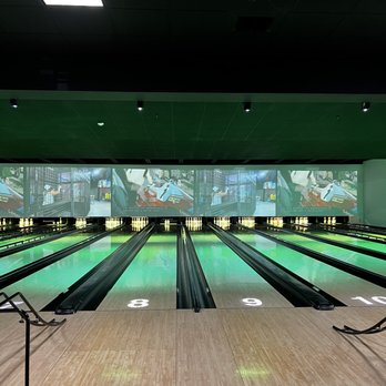 Triple Play Resort and Suites - Bowling lanes - Hotels Near Me - Hayden, Idaho