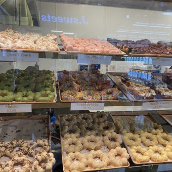 Mochill Donuts & Coffee - Donuts Near Me - Irvine, California Mochill Donuts & Coffee - Donuts Near Me - Irvine, California