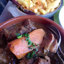De Trompet - Flemish stew & fries