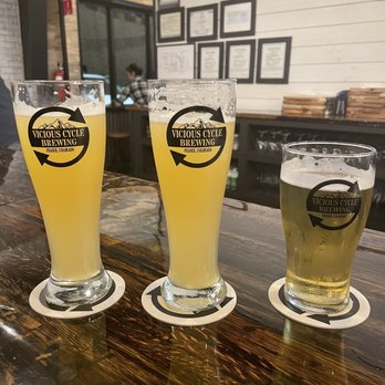 Vicious Cycle Brewing Company - High Country Hef and Holidaily - Breweries Near Me - Fraser, Colorado Vicious Cycle Brewing Company - High Country Hef and Holidaily - Breweries Near Me - Fraser, Colorado