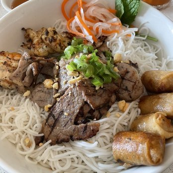 Pho Metro - Noodle salad with shrimp and beef, with egg rolls. - Vietnamese Near Me - Flushing, New York Pho Metro - Noodle salad with shrimp and beef, with egg rolls. - Vietnamese Near Me - Flushing, New York