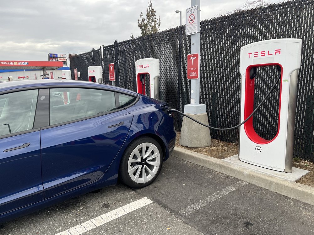 TESLA SUPERCHARGER Updated August 2024 150TH Ave And 147th St, Queens, New York EV