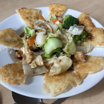 Happy Veggie - Pan Fried Noodles - Vegetarian Near Me - Redondo Beach, California