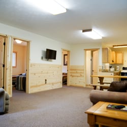 Crest Lodge Resort