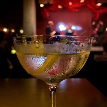 Parker & Lenox - Great drinks while enjoying live entertainment. - Bars Near Me - México, D.F., DIF Parker & Lenox - Great drinks while enjoying live entertainment. - Bars Near Me - México, D.F., DIF