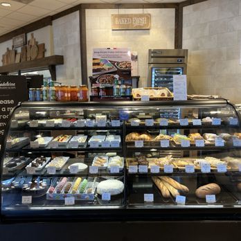 la Madeleine - Dessert Display - Cafes Near Me - Chandler, Arizona