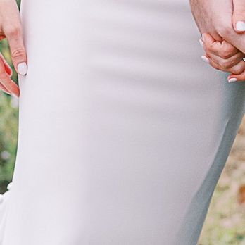 LBR Bridal - The dress struggled to stay up and loss it's overall shape on top due to the poor alterations - Bridal Near Me - Chicago, Illinois