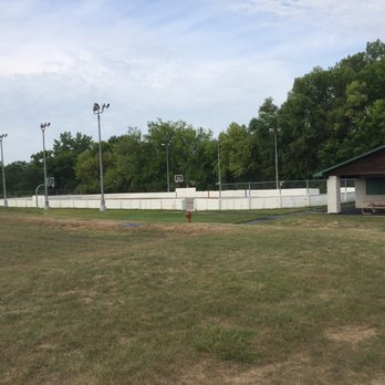 Laurie LaMotte Park - Hockey rink in winter, basketball court in fair weather - Playgrounds Near Me - Centerville, Minnesota