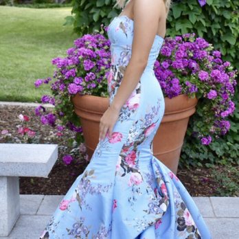 A Fitting Tailor - Royal/Victorian Bustle was gorgeous!! - Sewing & Alterations Near Me - Roseville, California