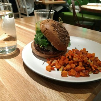 True Food Kitchen - Grass-fed Burger with sweet potatoes - Vegetarian Near Me - Pasadena, California True Food Kitchen - Grass-fed Burger with sweet potatoes - Vegetarian Near Me - Pasadena, California