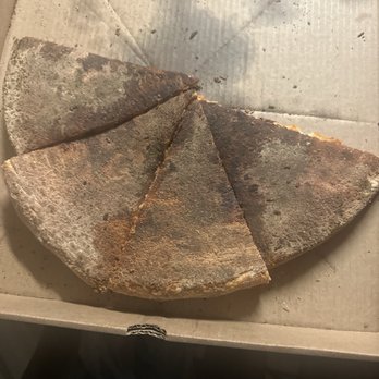Moon River Pizza - Burnt bottom - Pizza Near Me - Jacksonville, Florida