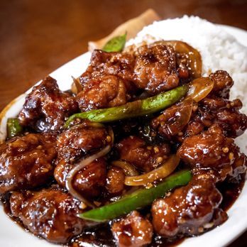 Calypso Queen 2 - Chilli Chicken with Spring Rolls and Rice - Chinese Near Me - Pickering, Ontario Calypso Queen 2 - Chilli Chicken with Spring Rolls and Rice - Chinese Near Me - Pickering, Ontario