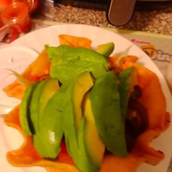 Tortillas King - Avocado tostada salad