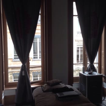 Spa A Fleur de Peau - Day Spas Near Me - Lyon, 69