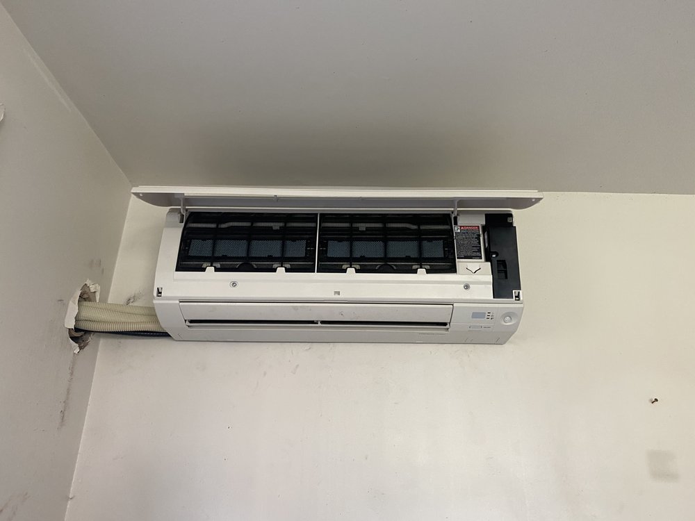 Slide of Castillo HVAC