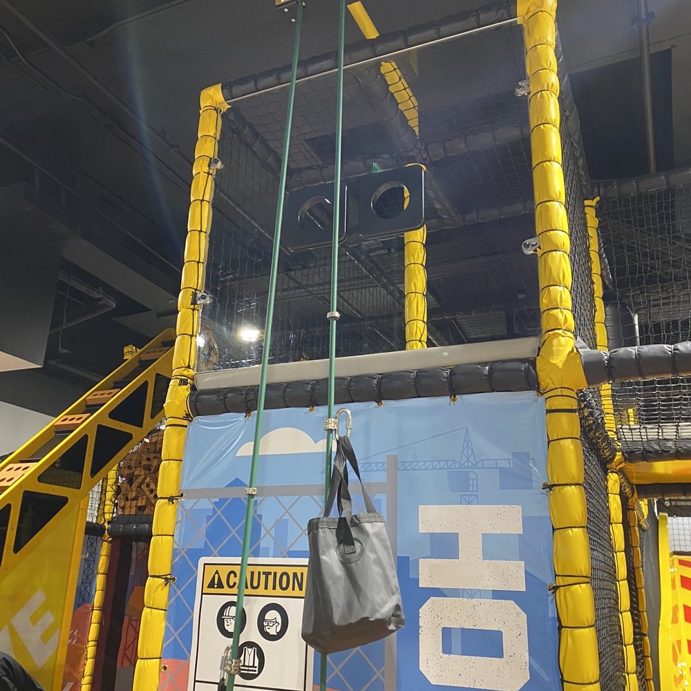 Dig It - Brick riser. - Indoor Playcenter Near Me - Torrance, California