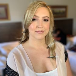 Rolón Makeup