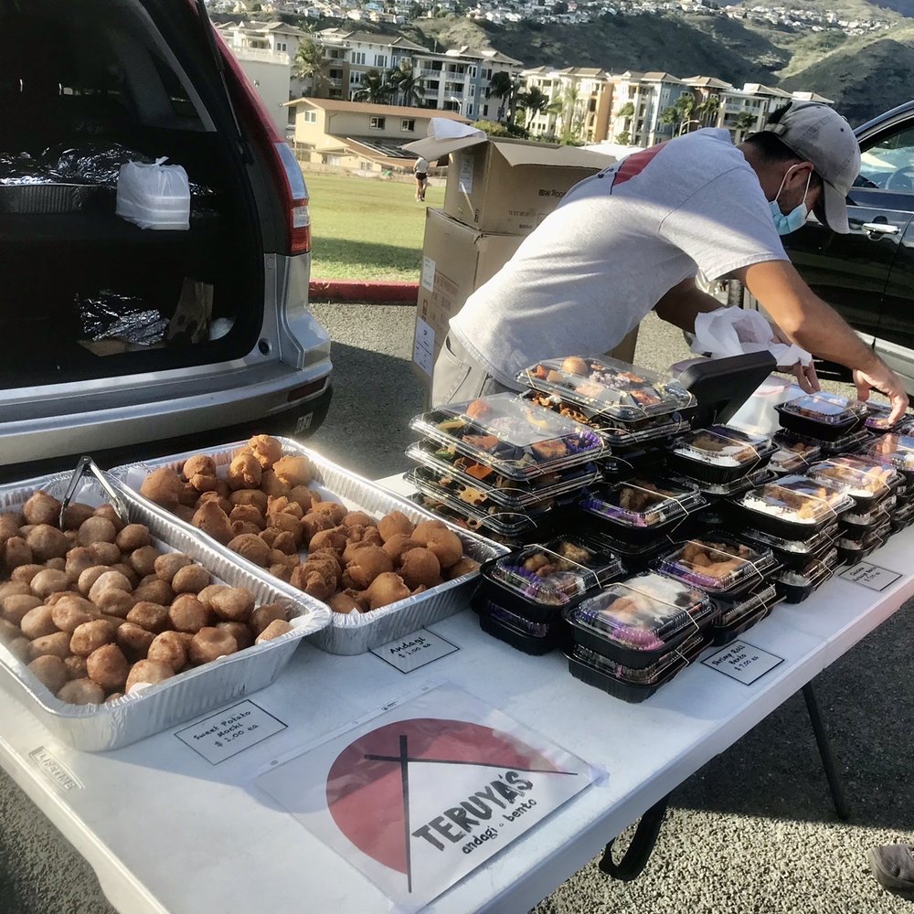 Teruya's Andagi - Their stand at the Kaiser HS farmers market is very popular - Japanese Near Me - Honolulu, Hawaii