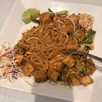 Savanh Thai Kitchen - Tofu Pad Thai - Thai Near Me - Auburn, Alabama Savanh Thai Kitchen - Tofu Pad Thai - Thai Near Me - Auburn, Alabama