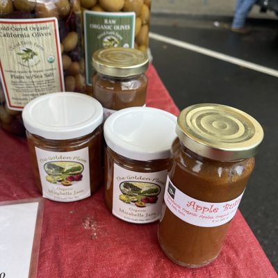 Downtown Berkeley Farmers' Market by null