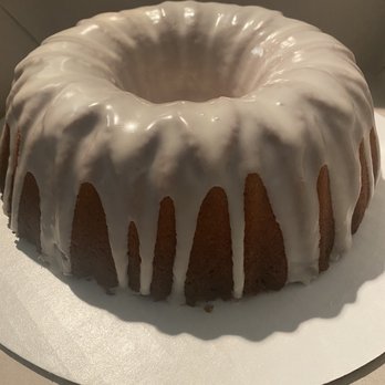 Mooleedee’s Bakery - a bundt cake - Desserts Near Me