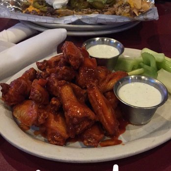 Angry Dog - Hot wings and nachos here are BOMB. - Bars Near Me - Dallas, Texas