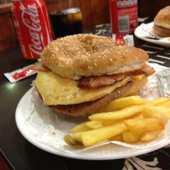 Curva - Completa- Burger with fries. - Burgers Near Me - El Puerto, California Curva - Completa- Burger with fries. - Burgers Near Me - El Puerto, California