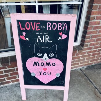 Momo Ashi Cafe - Front sign - Bubble Tea Near Me - Winston-Salem, North Carolina Momo Ashi Cafe - Front sign - Bubble Tea Near Me - Winston-Salem, North Carolina