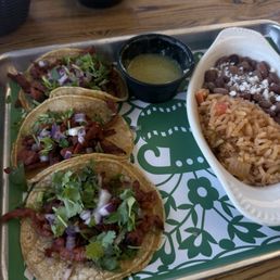 Lunch special mini El pastor Street Tacos Plate (3)