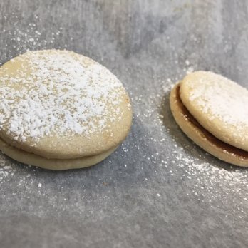 Sanguche - Very delicious alfajores! Homemade and delicious! - Peruvian Near Me - Naperville, Illinois Sanguche - Very delicious alfajores! Homemade and delicious! - Peruvian Near Me - Naperville, Illinois