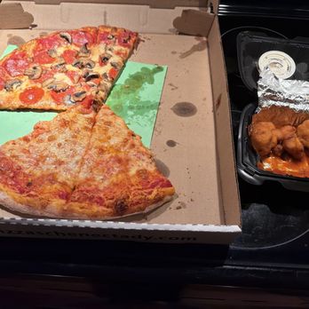 Prima Pizzeria - Extra cheese pizza/half pepperoni & mushroom and cauliflower wings - Pizza Near Me - Schenectady, New York Prima Pizzeria - Extra cheese pizza/half pepperoni & mushroom and cauliflower wings - Pizza Near Me - Schenectady, New York
