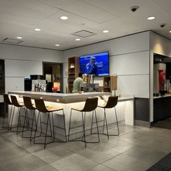 Alaska Lounge