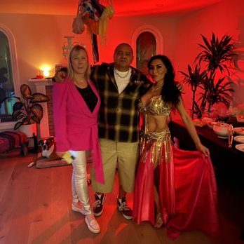 Jewels Entertainment - Meliza with our guests. - Performing Arts Near Me Jewels Entertainment - Meliza with our guests. - Performing Arts Near Me