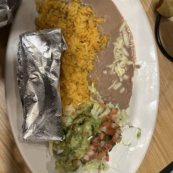 Coba  bar & grill - Fajita side plate - rice, refried beans, guacamole, pico de gallo, lettuce, sour cream. - New American Near Me - Taylor Mill, Kentucky
