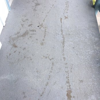 Best Western Arcata Inn - Filthy walkway on 2nd floor - Hotels Near Me - Arcata, California Best Western Arcata Inn - Filthy walkway on 2nd floor - Hotels Near Me - Arcata, California