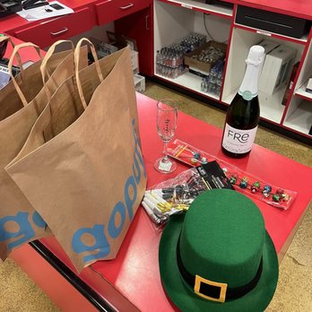BevMo! - Bought some last-minute New Year's stuff needed nonalcoholic champagne. - Beer, Wine & Spirits Near Me - Redmond, Washington