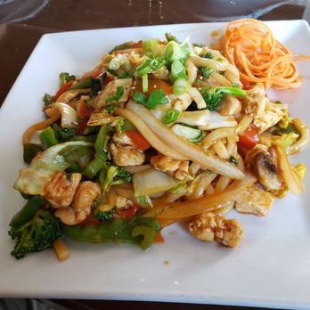 Umami - Stir fry udon - Sushi Bars Near Me - Nashville, Tennessee Umami - Stir fry udon - Sushi Bars Near Me - Nashville, Tennessee