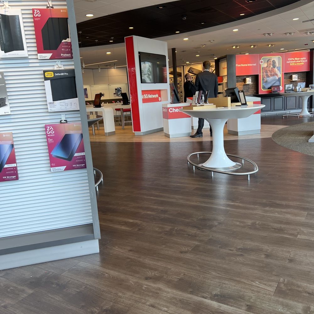 Verizon - Mobile Phones Near Me - Springfield, Pennsylvania Verizon - Mobile Phones Near Me - Springfield, Pennsylvania