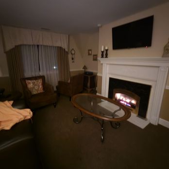 Red Coach Inn - Hotels Near Me - Niagara Falls, New York