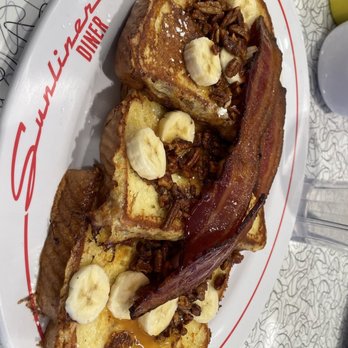 Sunliner Diner - Banana Nut French Toast - Diners Near Me - Pigeon Forge, Tennessee Sunliner Diner - Banana Nut French Toast - Diners Near Me - Pigeon Forge, Tennessee