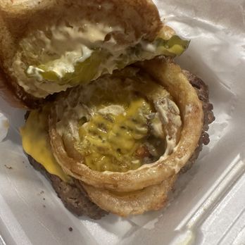 Groovy Gal Food Bus - Yummy!! Burger - Fast Food Near Me Groovy Gal Food Bus - Yummy!! Burger - Fast Food Near Me