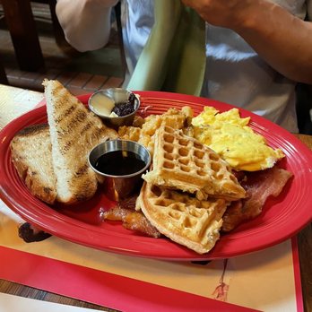 Carmella's Plates & Pints - Carmella's Breakfast** - Cocktail Bars Near Me - Pittsburgh, Pennsylvania Carmella's Plates & Pints - Carmella's Breakfast** - Cocktail Bars Near Me - Pittsburgh, Pennsylvania
