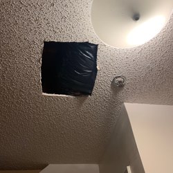 Carolina Creek Student Living - Hole in kitchen ceiling