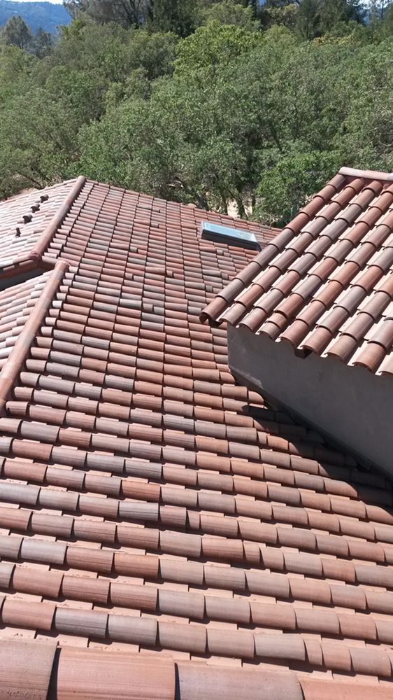 Slide of Performance Roofing