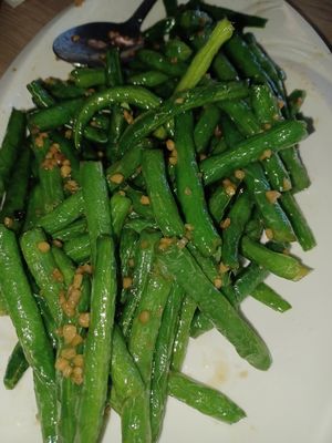 Brother's Noodles by null