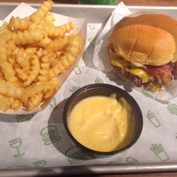 Shake Shack River North - Smoke shack, fries and cheese - Burgers Near Me - Chicago, Illinois Shake Shack River North - Smoke shack, fries and cheese - Burgers Near Me - Chicago, Illinois
