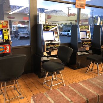 P & L LaunderLand - Video slot machines in front - Laundromat Near Me - Carson City, Nevada P & L LaunderLand - Video slot machines in front - Laundromat Near Me - Carson City, Nevada