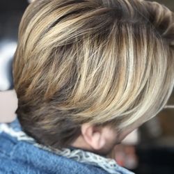 Euphoria THE Salon - Root touch up and highlights by Nicole