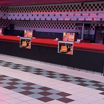Regal Virginia Center - Cinema Near Me - Glen Allen, Virginia