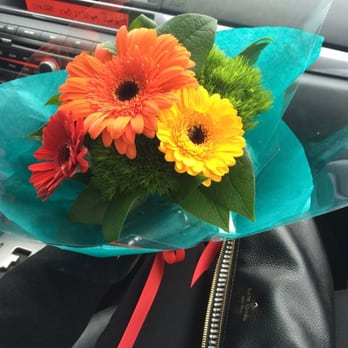 Flower Factory - So simple but with the FF signature stamp. - Florists Near Me - Vancouver, British Columbia Flower Factory - So simple but with the FF signature stamp. - Florists Near Me - Vancouver, British Columbia